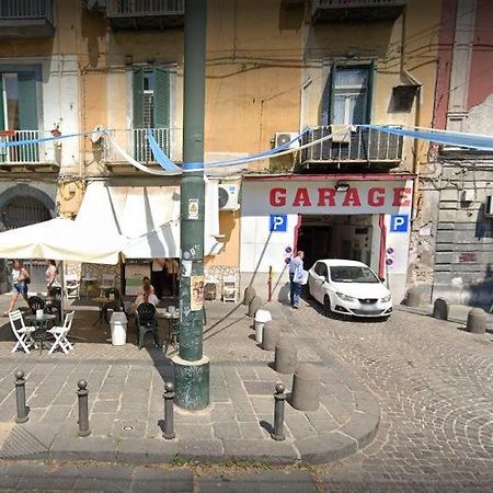Cerasiello Napels Buitenkant foto