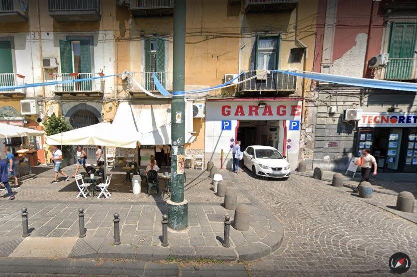 Cerasiello Napels Buitenkant foto