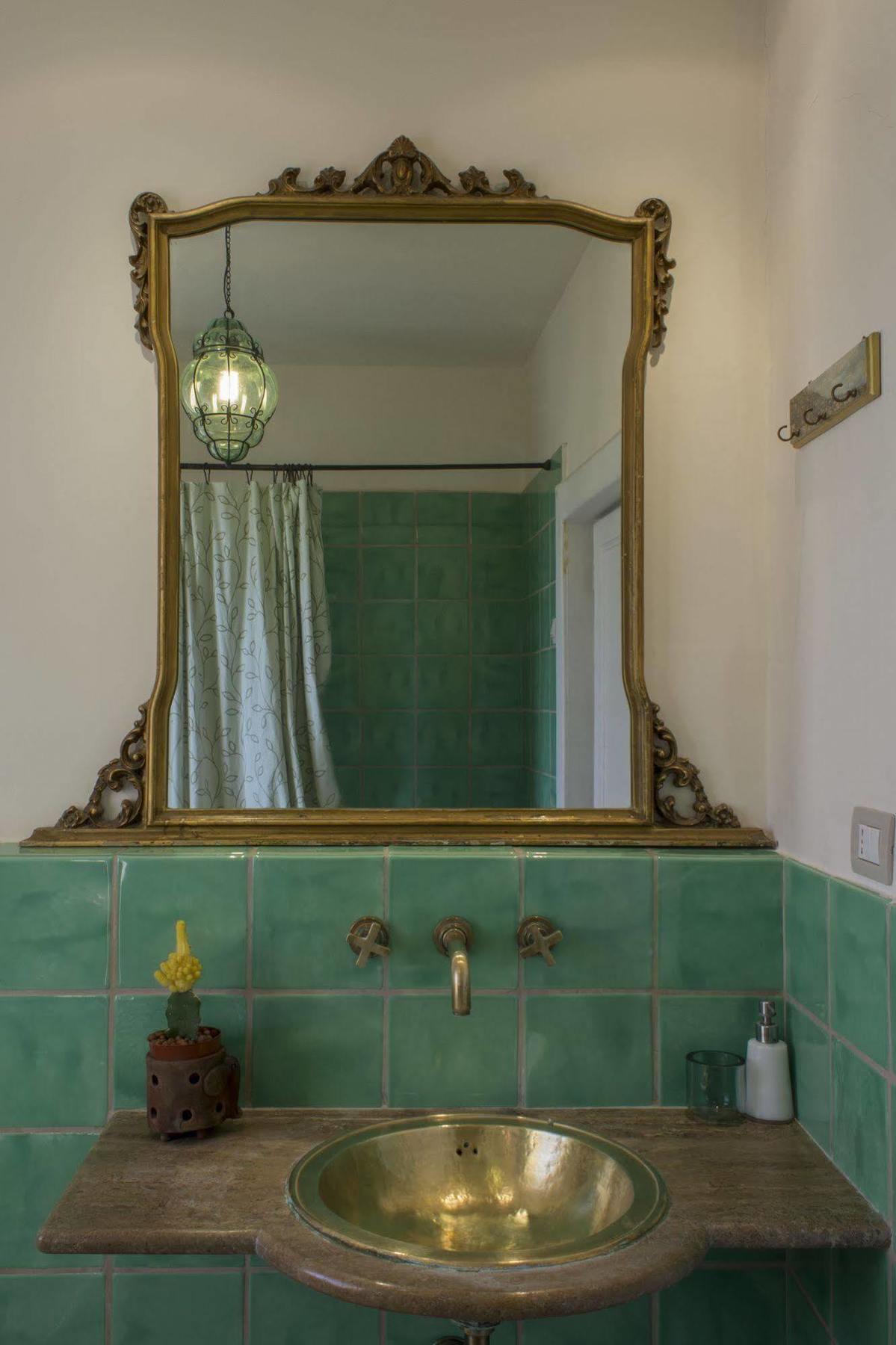Cerasiello Napels Buitenkant foto